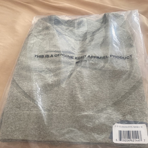 Echt Arise Crop Top - Picture 4 of 5